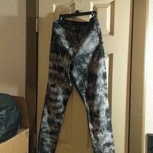 HUE leggings